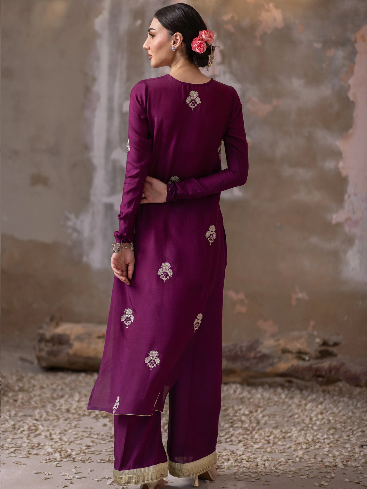 ZARMINA - KURTA SET