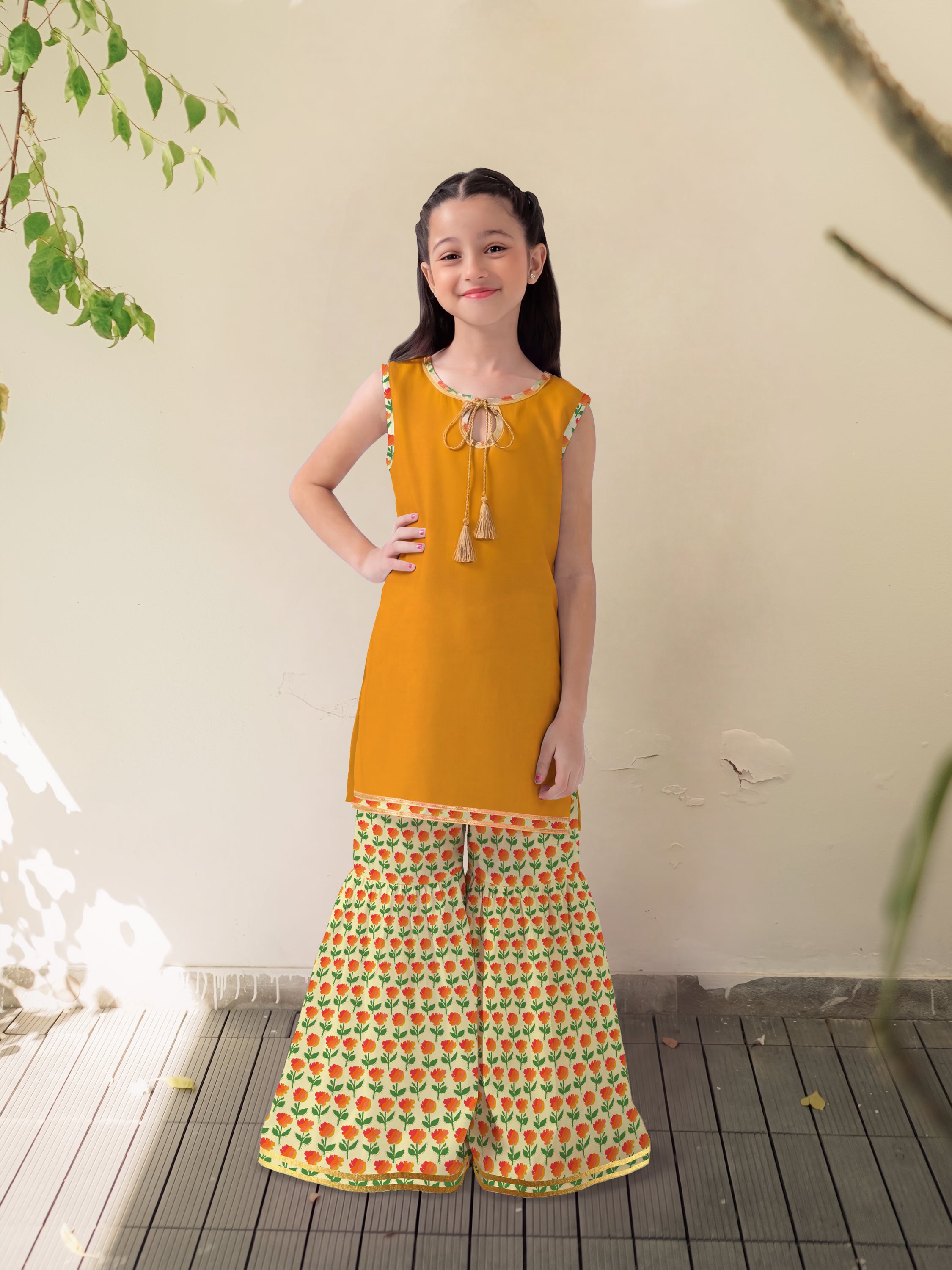 LIYANA - GHARARA SET