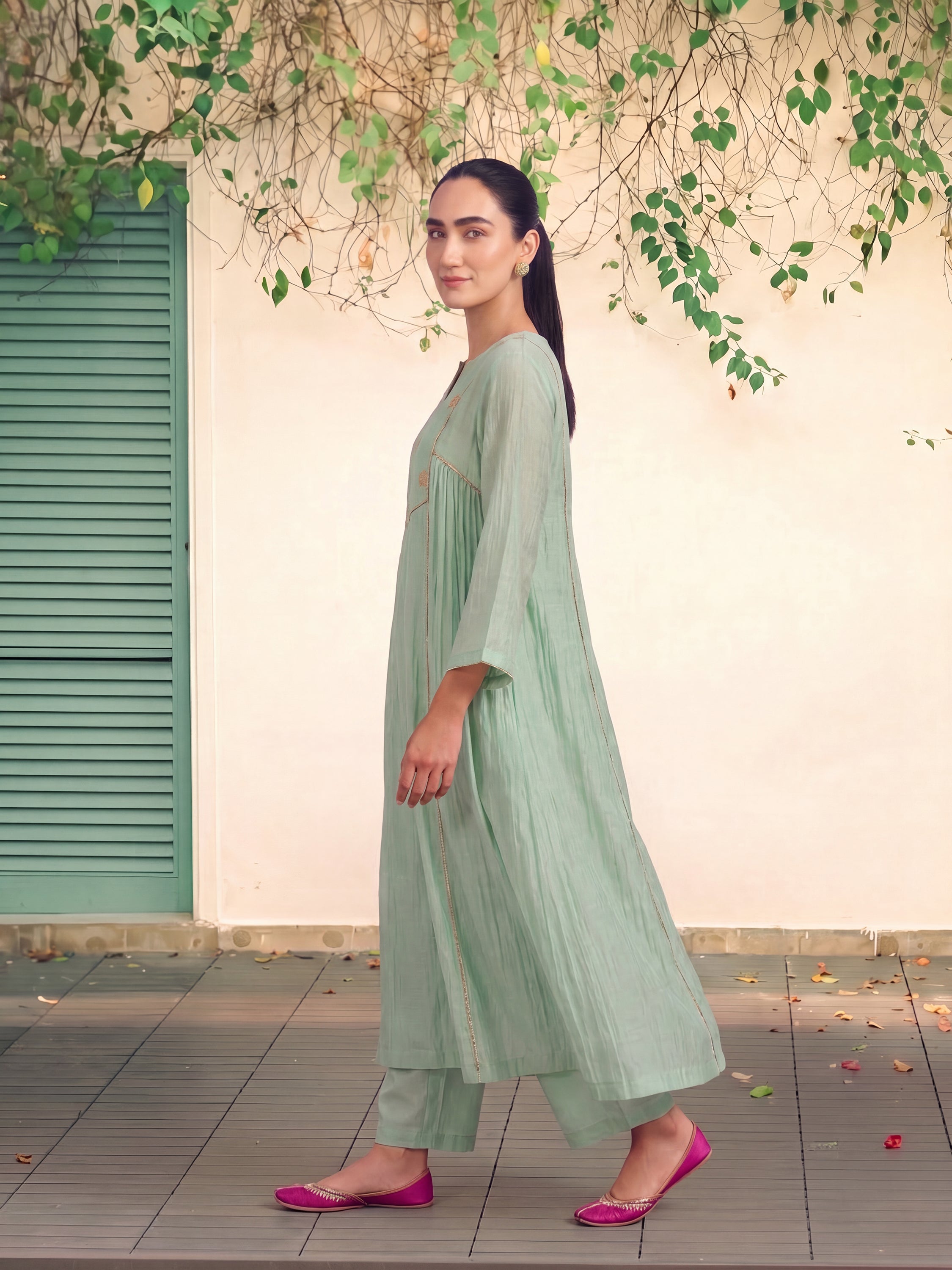 NAMRAH - KURTA SET