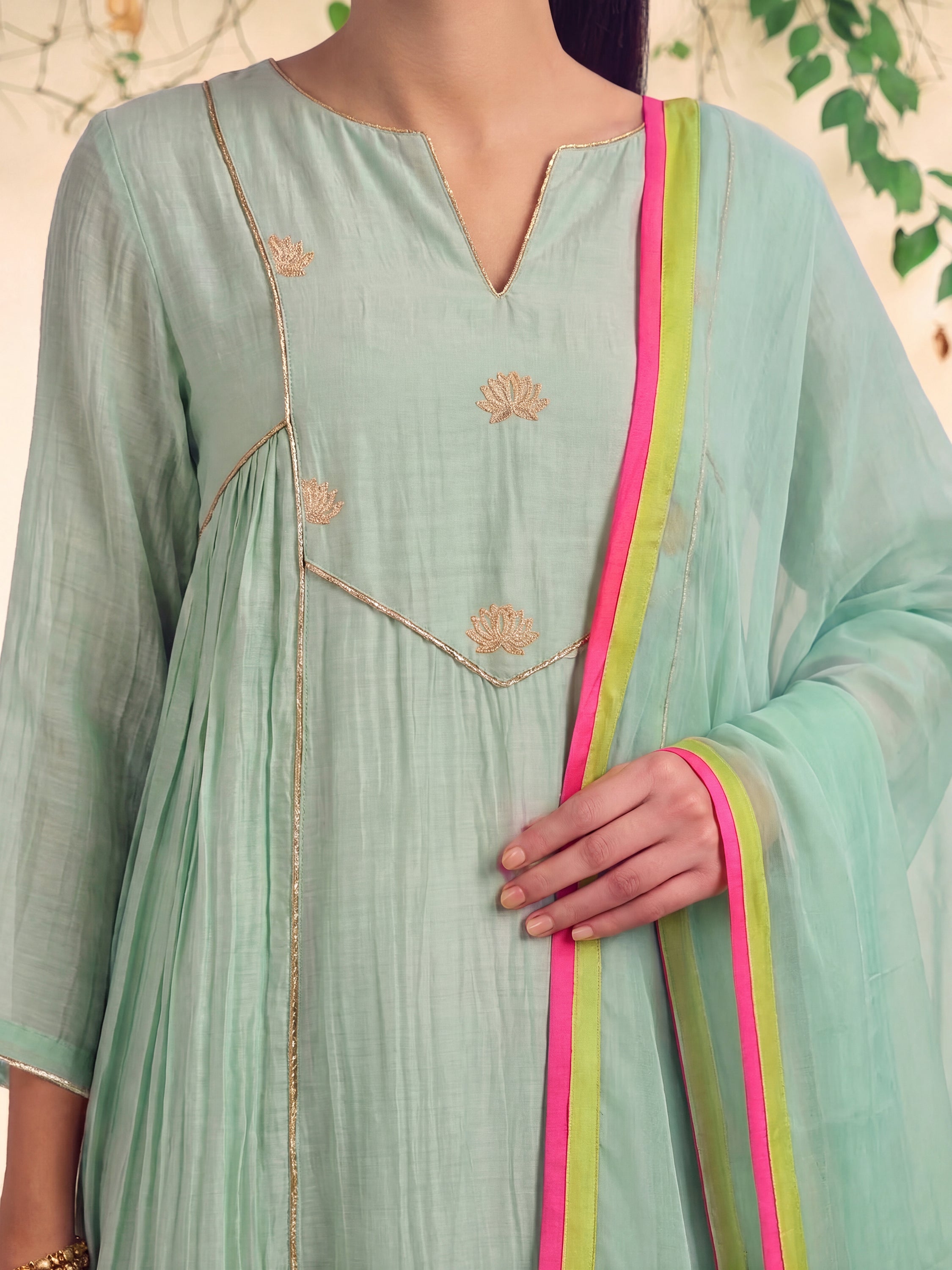 NAMRAH - KURTA SET