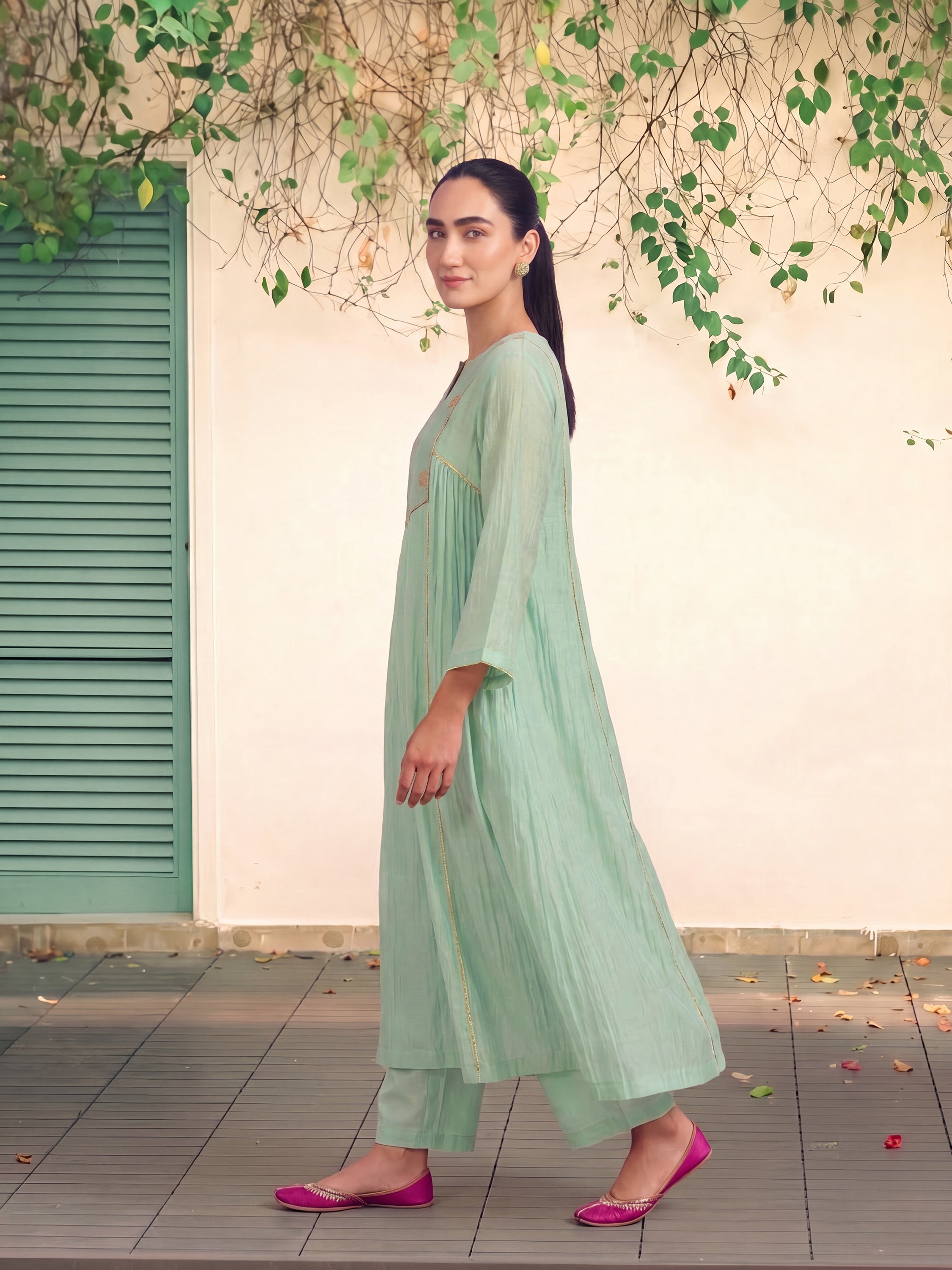 NAMRAH - KURTA SET
