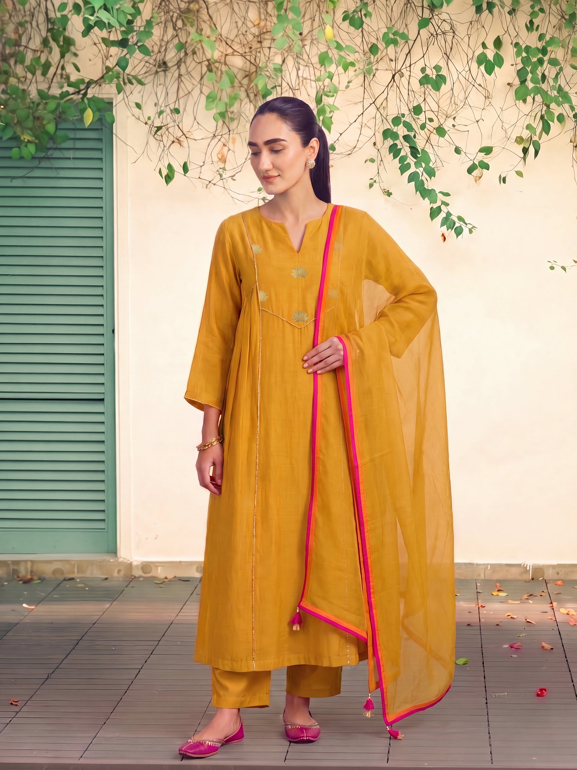 NYLAH - KURTA SET