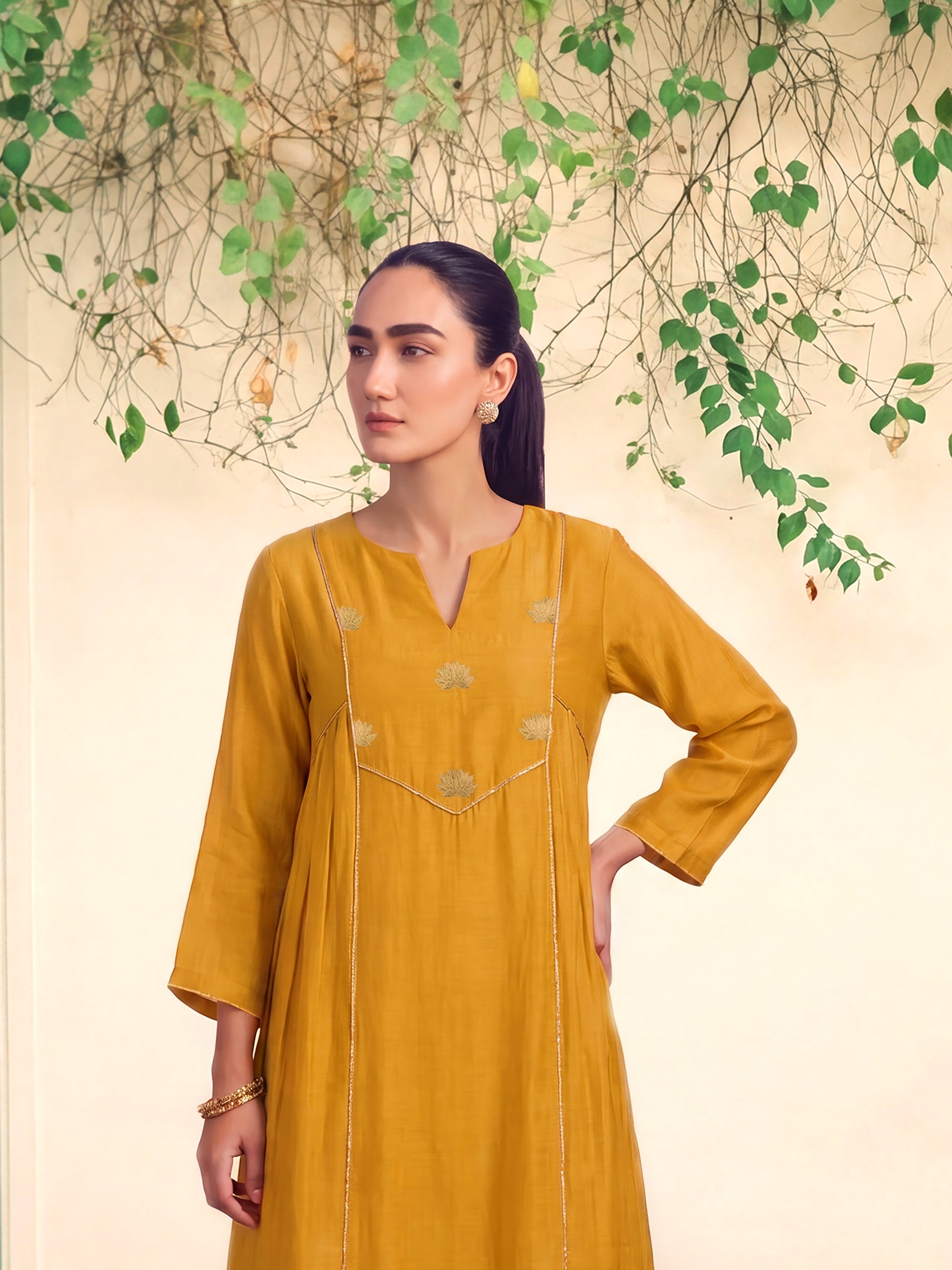 NYLAH - KURTA SET