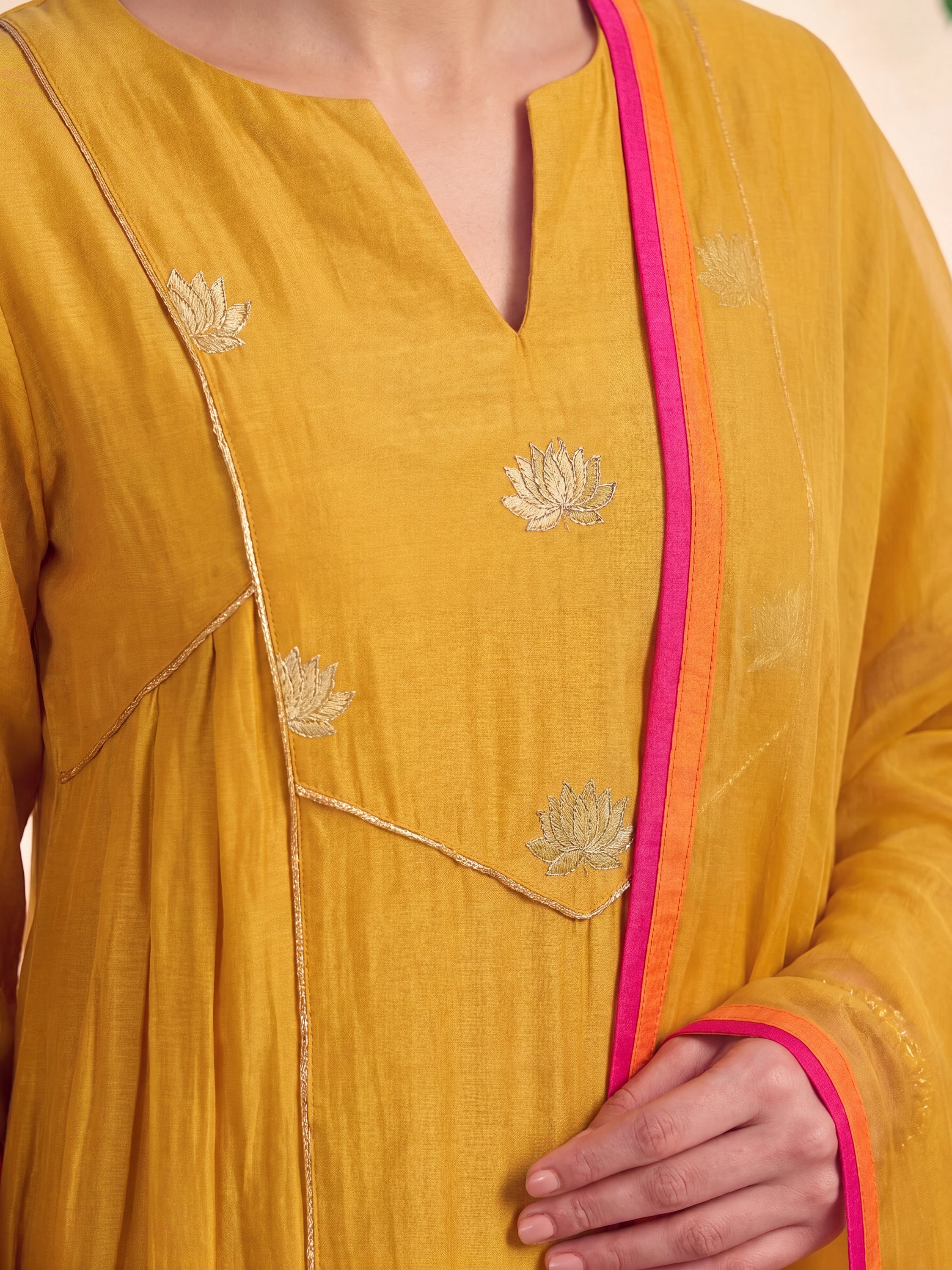 NYLAH - KURTA SET